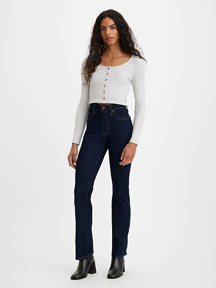 726 High Rise Flare Women's Jeans - Medium Wash | Levi's® US Levis Bootcut, Blue Mom Jeans, High Rise Bootcut Jeans, Tapered Leg Jeans, Straight Crop Jeans, High Waisted Mom Jeans, Levi Jeans Women, Levi’s Jeans, Dark Indigo