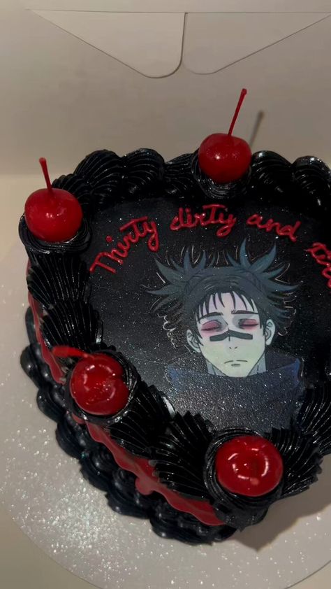 Black And Red Cake Ideas, Anime Cake, Kawaii Cooking, Pretty Birthday Cakes, Cute Birthday Cakes, Cute Desserts, Pretty Cakes, Cute Cakes, Funny Anime Pics