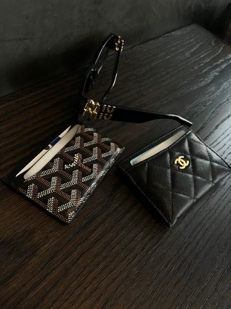 Goyard Card Holder, Chanel Card Holder, Goyard Wallet, Luxury Bags Collection, Super Rich Kids, Handbag Essentials, Cute Wallets, Girly Bags, Luxury Lifestyle Dreams