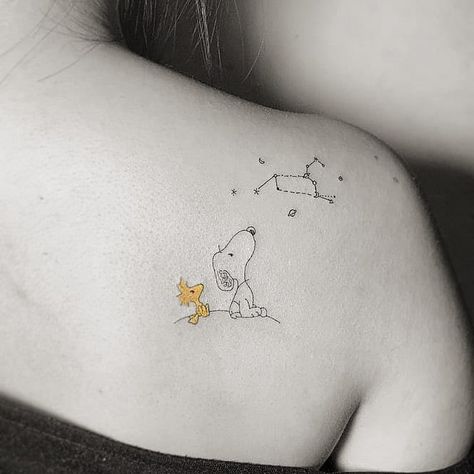 Mulan Flower, Tiny Disney Tattoo, Mickey Tattoo, Snoopy Tattoo, Tattoo Disney, Disney Mulan, Leo Constellation, Shape Tattoo, Leo Tattoos