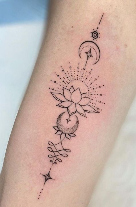 Yoga Back Tattoo Women, Spiritual Lotus Tattoo, Unalome Tattoo Female Design, Unalome Tattoo Ideas, Unalome Meaning, Elbow Tattoo Design, Spiritual Tattoos Meaningful, Tattoo Klein, Filler Tattoos