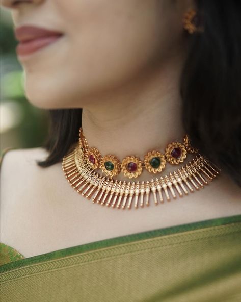 Coin Necklace Gold Indian, Kerala Traditional Jewellery, Kerala Necklace, Indian Ornaments, Kerala Jewellery, Antique Style Jewelry, Temple Jewellery Earrings, Gold Jewels Design, New Gold Jewellery Designs