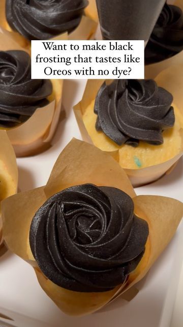 Pipable Frosting, Black Frosting, Black Cocoa, White Icing, Buttercream Recipe, Go Off, Dye Free, Brand Me, Buttercream Frosting