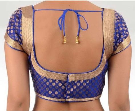 Blouse Back Neck Designs17 Star Neck Blouse Designs, Back Neck Designs For Blouses, ब्लाउज बैक नेक डिजाइन, Simple Saree Blouse Designs, Kalamkari Blouse Designs, Simple Blouse Pattern, Back Neck Blouse, Neck Blouse Designs, Chiffon Blouses Designs