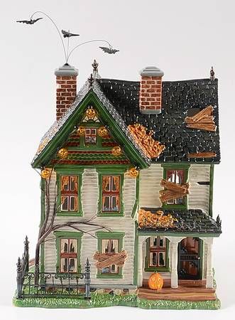 Spooky Farmhouse, Holiday Village Display, Dept 56 Halloween, Department 56 Halloween, Planet Coaster, Spooky Town, Village Display, Halloween Village, Holiday Village