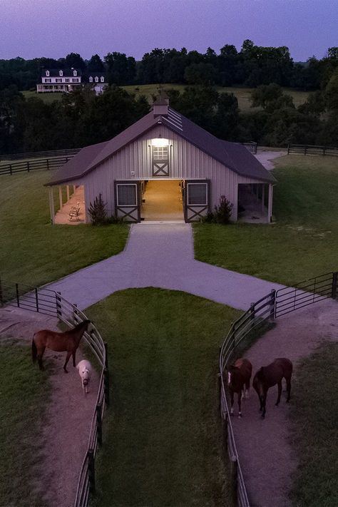 From horse barns to indoor riding arenas to pasture shelters, a Morton building is professionally built for your functional needs, your horses’ safety and your budget. Don’t settle for second best — because Morton has a quality that’s unmistakable, just like you. Plan your dream barn today with designs from a wide variety of equine building projects. Pasture Shelter, Luxury Horse Barns, Horse Stables Design, Dream Environment, Equestrian Barns, Horse Farm Ideas, Equestrian Building, Morton Building, Horse Barn Designs