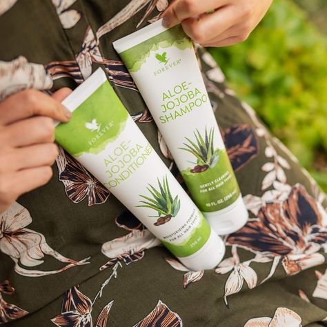 Invest in your haircare this winter. Forever’s Aloe-Jojoba Shampoo and Conditioner are perfect for everyday use if you want to leave your hair feeling soft and manageable! Aloe Heat Lotion, Forever Aloe Lips, Forever Bright Toothgel, Jojoba Shampoo, Aloe Berry Nectar, Aloe Vera Gelly, Fruit Medley, Aloe Lips, Forever Living Aloe Vera