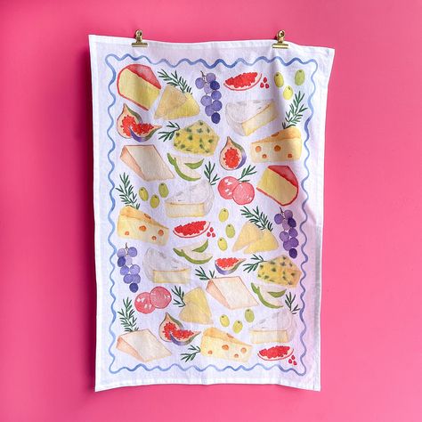 I have been waiting SO LONG to release these and they are finally here 🥂😍🩷 I’m so excited to share my foodie tea towels! Featuring some of my favorite foods, including cheese boards, bagels and cream cheese, donuts and junk food 🙌🏼 I hope you love them as much as I do! Let me know your favorite in the comments 🩷 Bagels And Cream Cheese, Fathers Day Art, Colorful Stationery, Bagel Cream Cheese, Flour Sack Kitchen Towels, Maine Usa, Cheese Boards, Flour Sack, Cotton Tea Towels