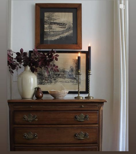 Living Room Decor Dark Academia, Cottage Core Dresser Decor, Minimalist Vintage Decor, How To Decorate With Candlesticks, European Cottage Decor, Wall Decor Living Room Simple, Dark Moody House, Homemade Decor Ideas, Tuscan Design Living Room