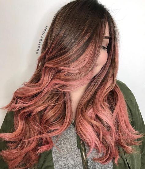 pastel pink balayage for brown hair Pastel Pink Balayage, Balayage For Brown Hair, Rose Highlights, Brown And Pink Hair, Pink Balayage, Underlights Hair, Pink Blonde Hair, Peach Hair, Pastel Pink Hair