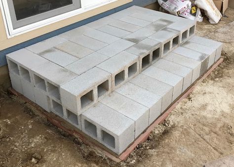 Diy Steps With Cinder Blocks, Exterior Steps With Landing, Diy Outdoor Railings For Steps, Cinderblock Stairs, Cinder Block Steps Diy, Cinder Block Steps, Steps Aesthetic, Steps Makeover, Build Porch