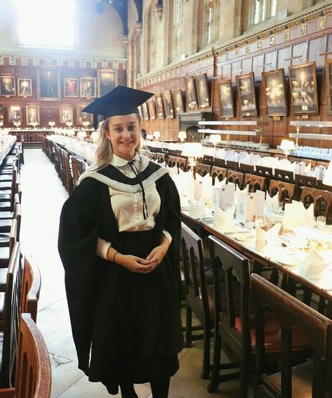 Oxford Graduation Aesthetic, Oxford University Uniform, Oxford Graduation, United Kingdom Aesthetic, Oxford Uniform, Oxford University England, Academic Robes, Academic Regalia, Kingdom Aesthetic