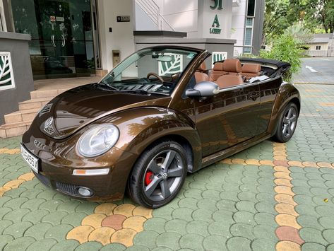 Brown Beetle Car, Brown Beetle, Brown Bugs, Slug Bug, Luxury Helicopter, Volkswagen New Beetle, The Beetle, New Beetle, Classy Cars