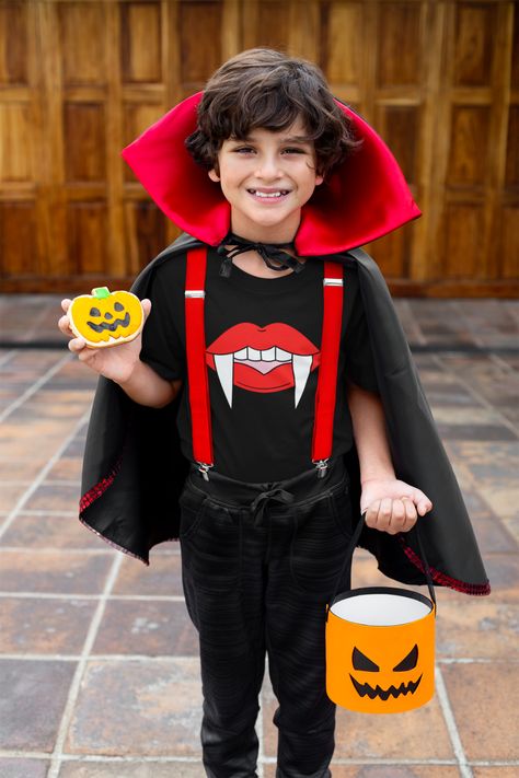 Let's celebrate Halloween! Come and see my designs! Kids Halloween Costumes For Boys, Kids Halloween Party Ideas, Halloween Diy Costume, Halloween Costumes For Boys, Costumes For Boys, Kids Halloween Costumes, Trick Or Treat Costume, Matching Halloween Costumes, Carving Pumpkins