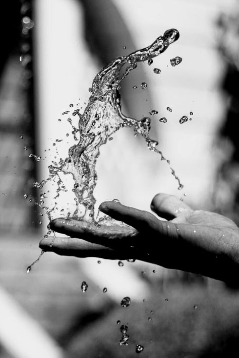 Water Bending, Splash Photography, Hand Photography, Water Aesthetic, Water Powers, Leo Valdez, Magic Aesthetic, Water Photography, Water Element