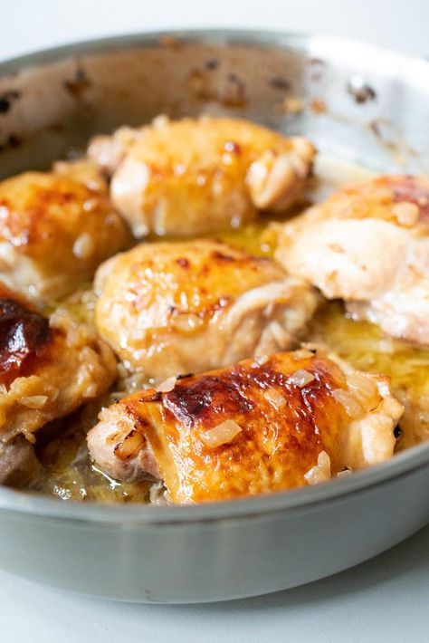 Shoyu and Vinegar Roast Chicken - Onolicious Hawaiʻi Shoyu Chicken Crockpot, Homemade Takeout, Shoyu Chicken, Tropical Dinner, Hawaii Recipes, Local Recipes, Vinegar Chicken, Hawaiian Recipes, Chicken Adobo