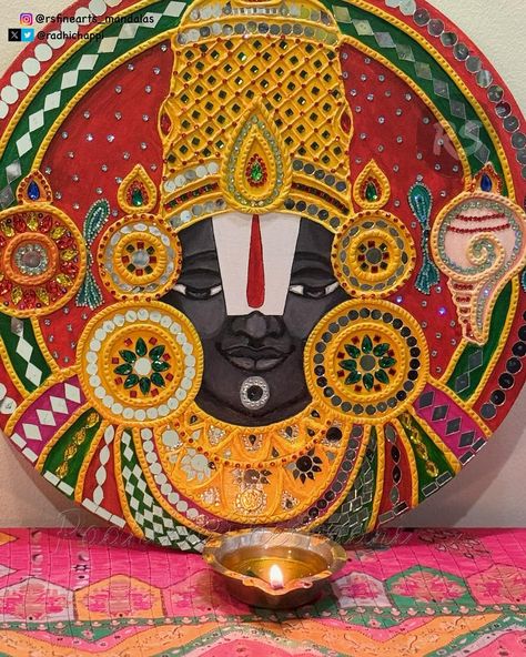 ✨ After a week of meticulous effort and dedication, I am thrilled to present my Lippan artwork of Lord Balaji. This piece is a true labor of love, featuring intricate clay work, sparkling mirrors, and delicate stone details. Every element has been crafted with utmost care to capture the divine essence of Lord Balaji. ✨ ॐ नमो वेंकटेशाय (Om Namo Venkatesaya) May this artwork bring peace, blessings, and beauty to all who see it. 🌟 ❌Do Not Copy without permission🚫 ❇️If you are recreating my ar... Tirupati Balaji Lippan Art, Navratri Lippan Art, Round Lippan Art Mirror Wall, Lippan Art Simple, Lord Balaji Painting, Limpan Art, Lippan Artwork, Glass Painting Ideas, Lipan Art