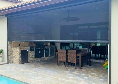 Motorized Patio Screen, Florida Screened Patio Ideas, Outdoor Blinds Patios, Retractable Patio Screens, Backyard Entertaining Area, Screened Patio, Exterior Blinds, Screen Patio, Floor Outdoor