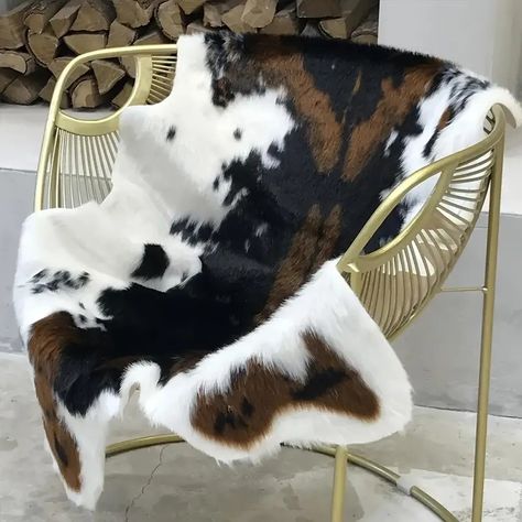 Premium Faux Cowhide Rug, Durable And Large Size Cow Print Rugs, Suitable For Bedroom Living Room, Faux Fur Animal Cow Hide Carpet, Hand Wash Only, Home Decor, Room Decor - Temu Switzerland Faux Fur Rugs, Cow Print Rug, Carpet Wash, Faux Cowhide Rug, Leather Carpet, Fur Rugs, Fur Carpet, Faux Cowhide, Faux Fur Rug