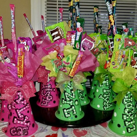 Cheer Megaphone Candy Bouquet, Cheer Team Reveal, Cheer Team Reveal Ideas, Cheer Favors, Cheer Baskets, Cheer Homecoming, Cheer Motivation, Cheer Snacks, Football Cheerleading