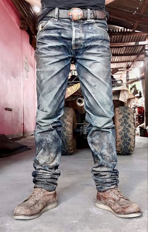 Beckham Style Outfits, David Beckham Style Outfits, Salvage Denim, David Beckham Style, Men In Jeans, Beckham Style, Vintage Denim Jeans, Cowboy Outfits, Country Men