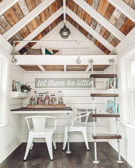 ⠀ Kids Shed, She Shed Interior Ideas, Farm Instagram, She Shed Office, She Shed Interior, Playhouse Interior, Shed Playhouse, Shed With Loft, Shed Makeover