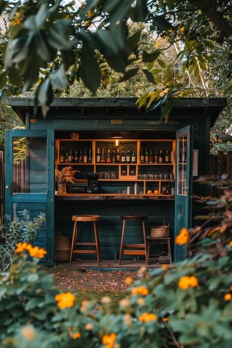 Cozy Small Shed Bar Ideas for Your Backyard Back Garden Bar, Cool Outdoor Bar Ideas, Outdoor Bar Shack, Outside Cafe Ideas, Small Bars Ideas, Backyard Coffee Shop Ideas, Backyard Cabin Ideas, Backyard Living Ideas, Shed Into Bar