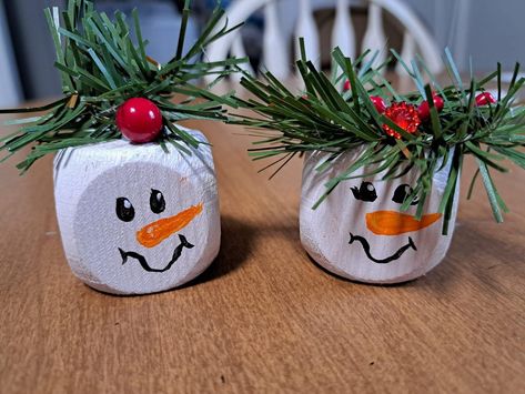 Dice Crafts, Holiday Crafts Christmas, Crafts Christmas, Holiday Crafts, Christmas Crafts, Christmas, Festive Crafts