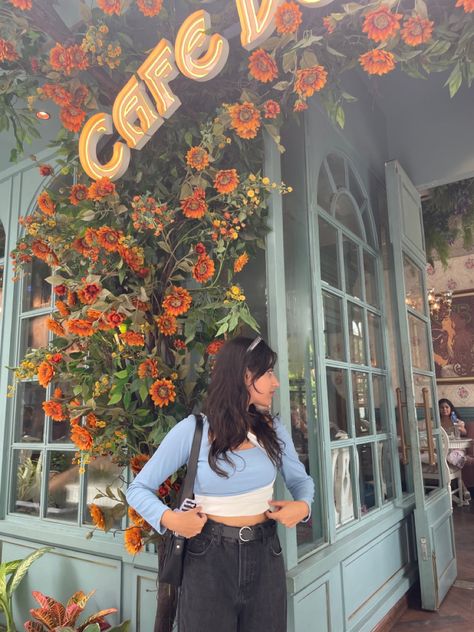 chanakyapuri delhi cafe Poses For Cafe Pictures Instagram, Photo Poses In Cafe, Poses In Cafe Aesthetic, Cafe Aesthetic Pose, Poses In Cafe, Cafe Pose Ideas, Delhi Cafe, Cafe Poses, Indian Cafe