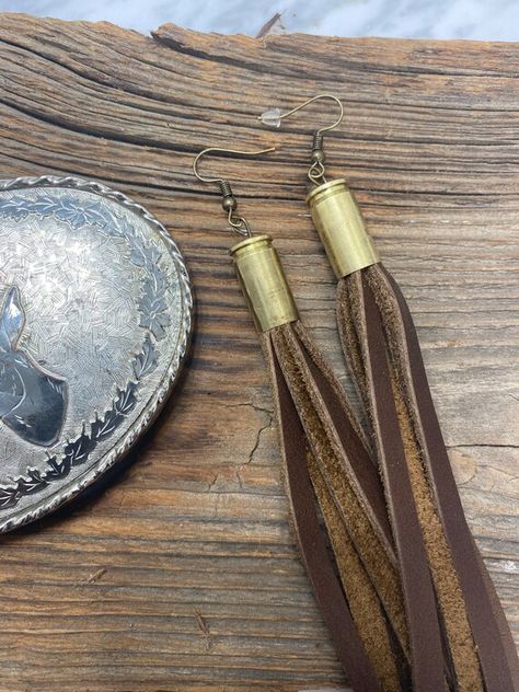 Shell Casings Crafts, Bullet Shell Jewelry, Western Earring, Bullet Casing Jewelry, Leather Tassel Earrings, Western Fashion Jewelry, Bullet Crafts, Handmade Leather Jewelry, Bullet Earrings