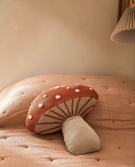 Mushroom Crafts, Diy Bebe, Mushroom Decor, Woodland Nursery Decor, Baby Diy, Fall Diy, Diy Baby, Zara Home, Kids Decor