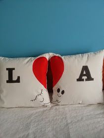 Cozy Cushions, Fabric Painting Techniques, Pillow Embroidery, Pouch Sewing, Romantic Words, Gold Mangalsutra Designs, Pillow Cover Design, St Valentin, Cushion Pattern