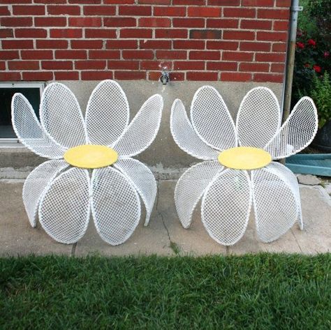 mid century wire | Mid Century Metal Wire Daisy Chairs! Furniture Inspired By Flowers, Daisy Chair, Metal Butterfly Yard Art, Wrought Iron Garden Furniture, Metal Wire Sculpture Flower, Metal Outdoor Chairs, Outdoor Yard Ideas, Hearts Paper Crafts, Metal Flowers Sculptures & Statues