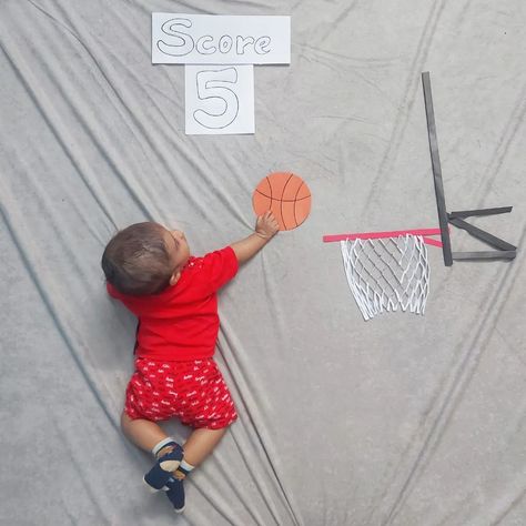 Basketball Milestone Pictures, 5 Month Baby Photoshoot Boy, 5 Month Boy Photo Shoot, Baby Boy 5 Month Photo Ideas, Baby Boy Monthly Photoshoot Ideas, Baby Basketball Photoshoot, Baby Boy One Month Photo Ideas, Boy Baby Photo Shoot Ideas, 5months Baby Photoshoot Boy