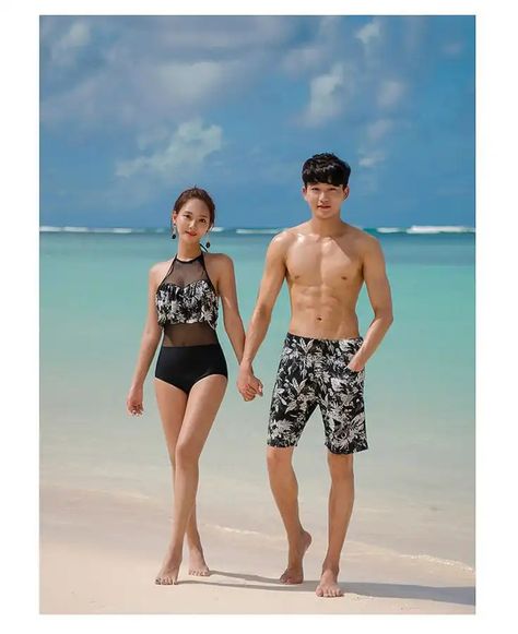 All You Need to Know Before You Buy Matching Outfits – Svelte Magazine Couple Swimwear, Beachwear Men, Matching Outfits For Couples, Outfits For Couples, Gold Swimsuit, Short Couples, Clueless Outfits, Beach Wear Men, Swimming Suit