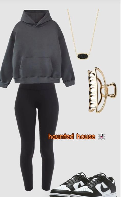 Haunted House Fits, Outfits For Haunted House, Cute Haunted House Outfit, What To Wear To A Haunted House, Haunted House Outfit Ideas, Haunted House Outfit, House Outfit, Haunted Attractions, A Haunted House