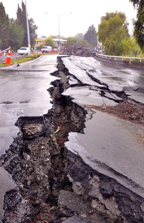 See where Japan's recent quake ranks. Catastrophe Aesthetic, Natural Disasters Art, Earth Images, Gcse Art, Natural Phenomena, Christchurch, Natural Disasters, Friendship Quotes, Geology