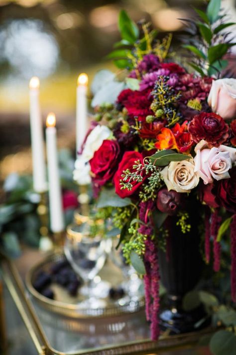 Berry and Wine Wedding Inspiration | Junebug Weddings Multicolored Wedding, Romantic Wedding Table Decor, Wine Inspired Wedding, Wine Theme Wedding, Romantic Wedding Colors, Berry Wedding, Low Centerpieces, Romantic Candlelight, Wedding Floral Centerpieces