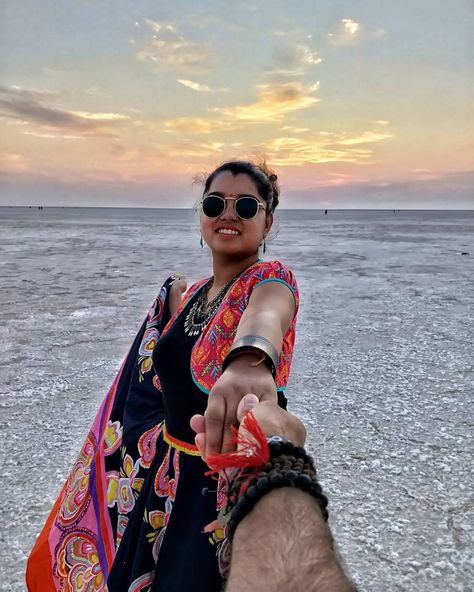 #followmeto Rann of Kutch, the largest salt marsh in the world ❤️ . . . . . #gujarattourism #gujarat #rannofkutch #coupletravel #couple Road To Heaven Kutch Photography, Rann Of Kutch Photography Poses, Rann Of Kutch Outfit Ideas, Rann Of Kutch Photography, Kutch Photography, Rajasthan Photoshoot, Poses Simple, Rann Of Kutch, Desert Photoshoot