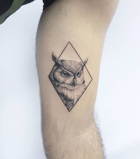 Small Owl Tattoos, Owl Tattoos For Men, Geometric Shape Tattoo, Mens Owl Tattoo, Geometric Owl Tattoo, Owl Tattoo Drawings, Cute Owl Tattoo, Side Neck Tattoo, Unique Small Tattoo