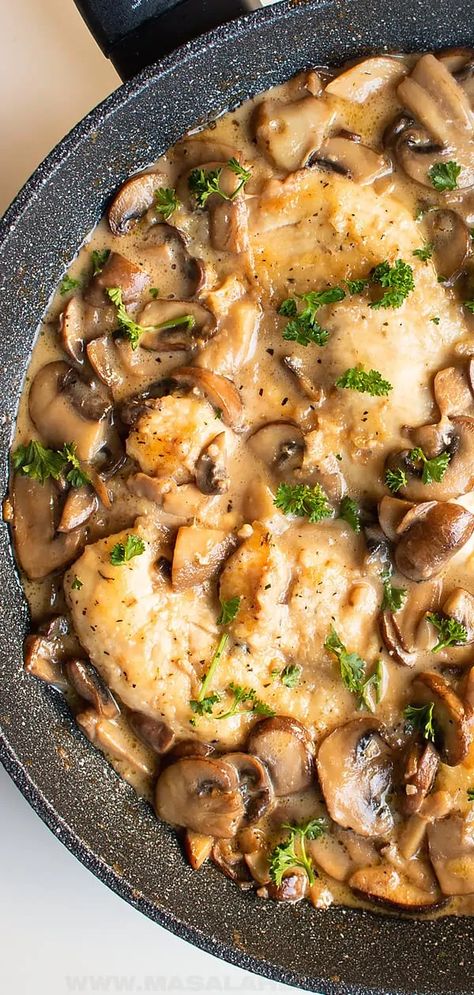 Chicken Marcella Recipes, Chicken Marsala With Mushrooms, Chicken Mushroom Marsala, Italian Chicken Dishes, Chicken Masala Recipe, Chicken Marsala Recipe, Marsala Sauce, Dinner Quick, Chicken Mushroom Recipes