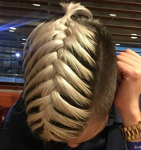 Braided Undercut, Best Long Haircuts, Undercut Hairstyle, Hipster Hairstyles, Guy Haircuts Long, Hairstyle For Men, Men's Long Hairstyles, Blonde Braids, Fishtail Braid