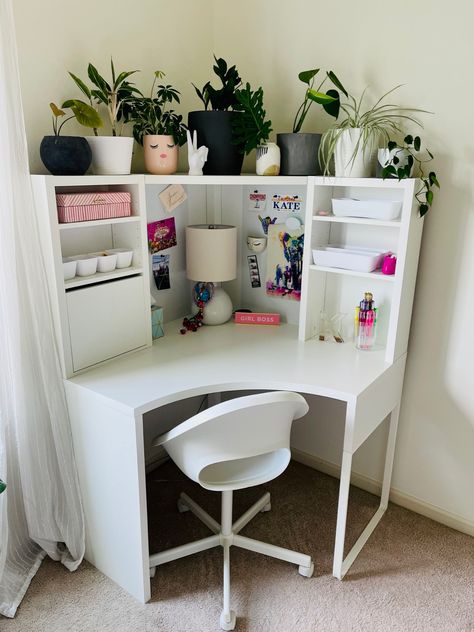 40 Inch Desk, Small Corner Desk Ikea, Small Room Corner Ideas, Study Corner Ideas Bedrooms Small Spaces, Small Corner Desk Ideas Bedrooms, Ikea Corner Desk Ideas, Study Corner Ideas Bedrooms, Desk Ideas Corner, Corner Desk In Bedroom