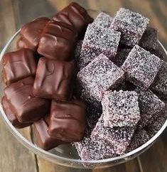 Chocolate Huckleberry Jellied Candies - International Wild Huckleberry Association Huckleberry Recipes, Chinese New Year Food, Fruit Recipe, Dipped In Chocolate, New Year's Food, Palm Kernel Oil, Gifts For Coffee Lovers, Bittersweet Chocolate, Fruit Recipes