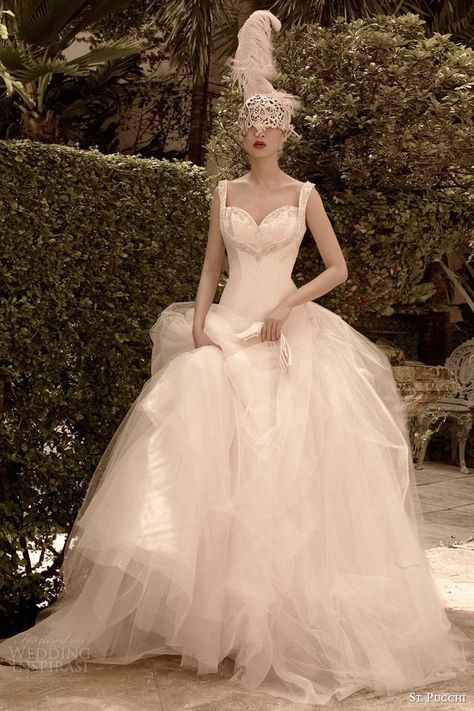 Masquerade Wedding, Wedding Dress Gallery, Wedding Inspirasi, Dress Chanel, Wedding Dresses 2014, Dress Gallery, A Wedding Dress, Princess Wedding, Gorgeous Gowns