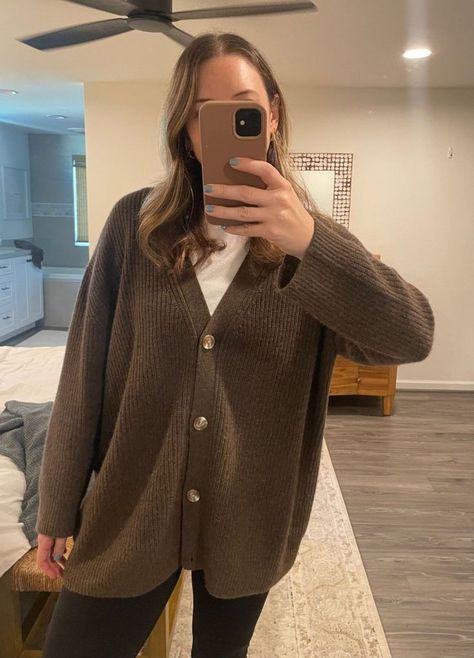 The cashmere oversized boyfriend cardigan from Quince Boyfriend Cardigan Outfit, Cashmere Cardigan Outfit, Oversized Cardigan Outfit, Boyfriend Sweater, Boyfriend Cardigan, Cocoon Cardigan, The Everygirl, Black Wool Coat, Brown Cardigan