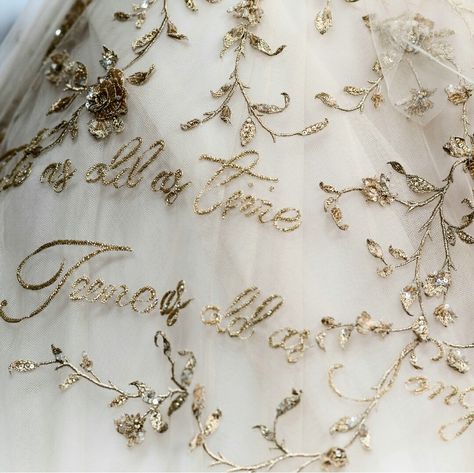 Gold Embroidery Wedding Dress, Aesthetic Belle, Sebastian Disney, Embroidery Veil, Embroidery Wedding Dress, Queen Wedding Dress, Paolo Sebastian, Embroidery Wedding, Witchy Wallpaper