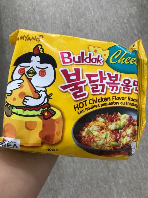 Samyang Noodles, Samyang Buldak, Spicy Chicken Noodles, Buldak Ramen, Spicy Korean Chicken, Youtube Content Creator, Hot Chicken Flavor Ramen, Korean Chicken, Cooking Photos