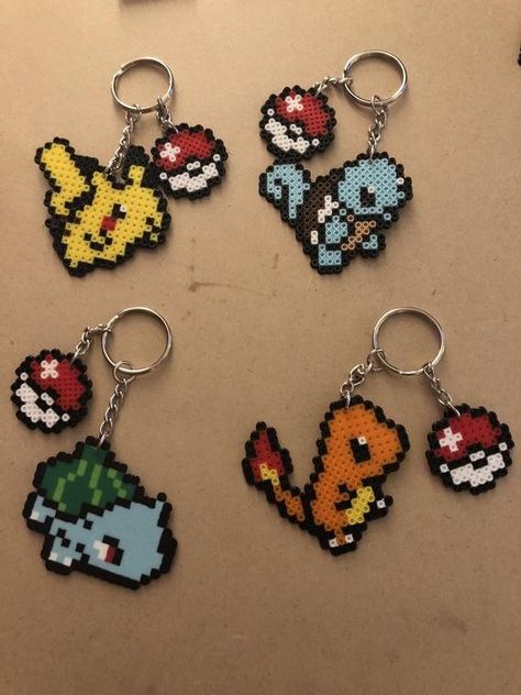 Pokemon Perler Beads Keychain, Pearler Bead Template, Perler Bead Crafts To Sell, Hama Beads Kawaii, Pokemon Perler Bead Patterns, Pyssla Ideas, Hama Beads Pokemon, Pokemon Perler, Hamma Beads Ideas