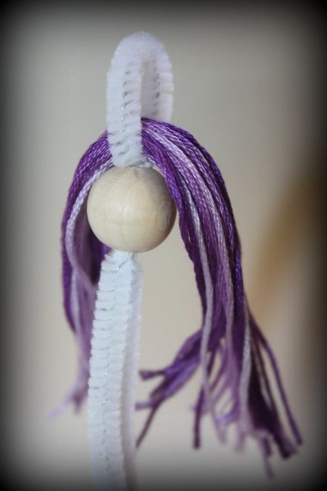 Juise: Bendy Doll Faerie Family Tutorial Bendy Dolls Tutorial, Fairy Diy Crafts, Faerie Garden, Waldorf Crafts, Yarn Dolls, Worry Dolls, Bendy Doll, Fairy Crafts, Doll Diy Crafts